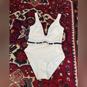 Solid and Striped - Michele Belt Size Medium